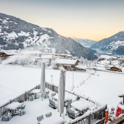 Dorflwirt Winter Terrasse Ver Schneit FC Dörflwirt